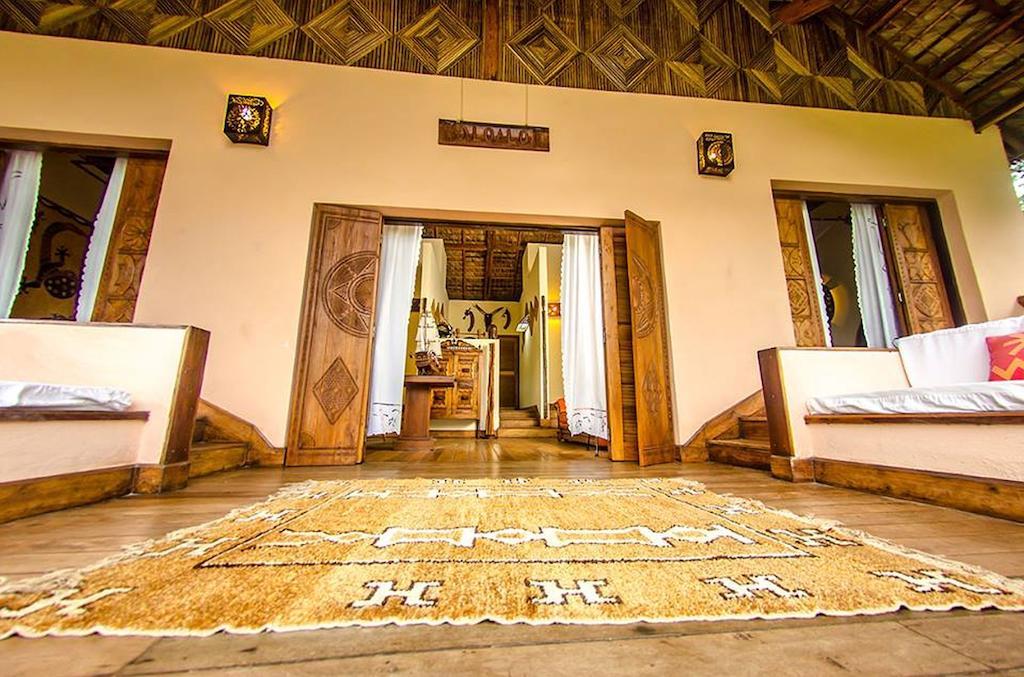 Le Zahir Lodge อัมบาโตโลกา ห้อง รูปภาพ