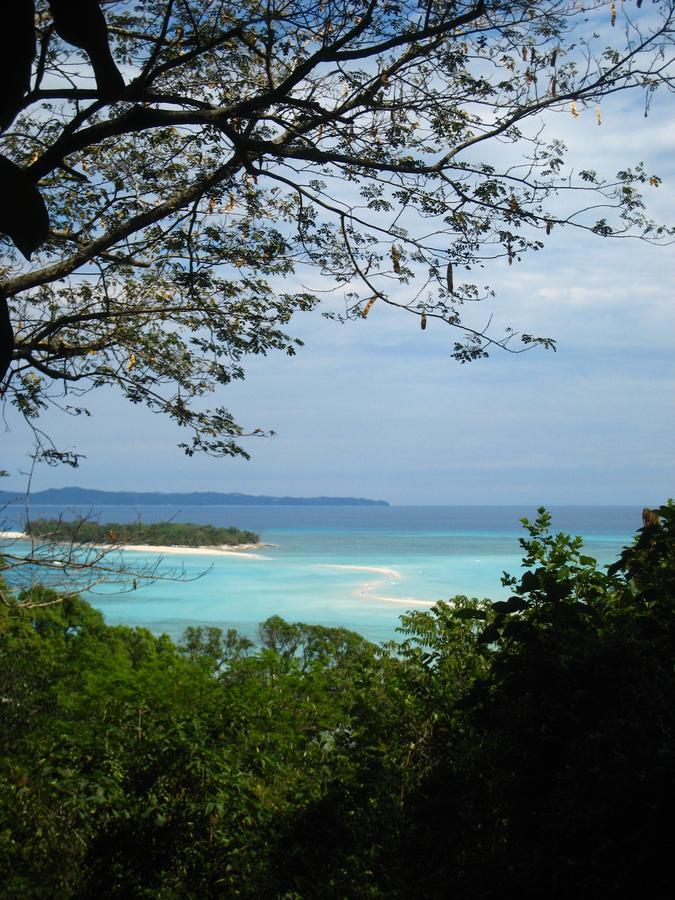 Le Zahir Lodge อัมบาโตโลกา ภายนอก รูปภาพ