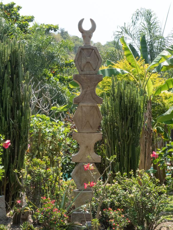 Le Zahir Lodge อัมบาโตโลกา ภายนอก รูปภาพ